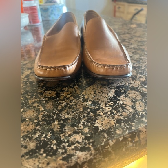 Cole Haan City ladies driver loafers 8 AA. Excellent condition tan slip on - Picture 6 of 16